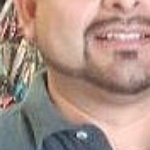 Meet your Posher, Javier